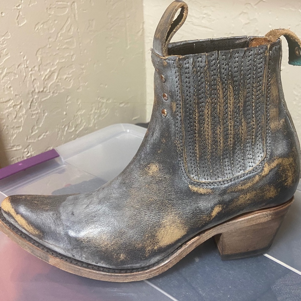 Freebird Faith Distressed boot